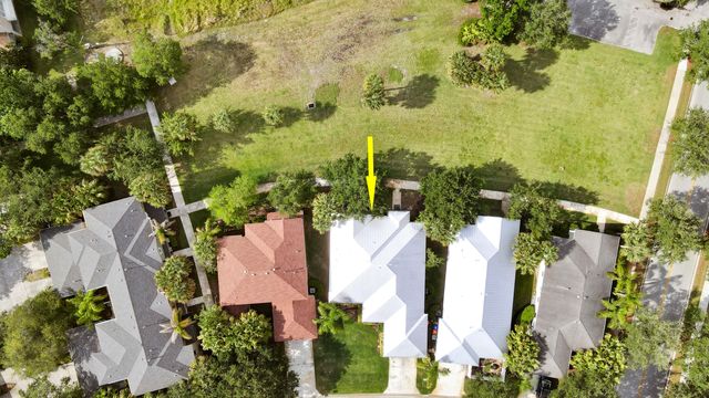 1845 Pointe West Way, Vero Beach, FL 32966