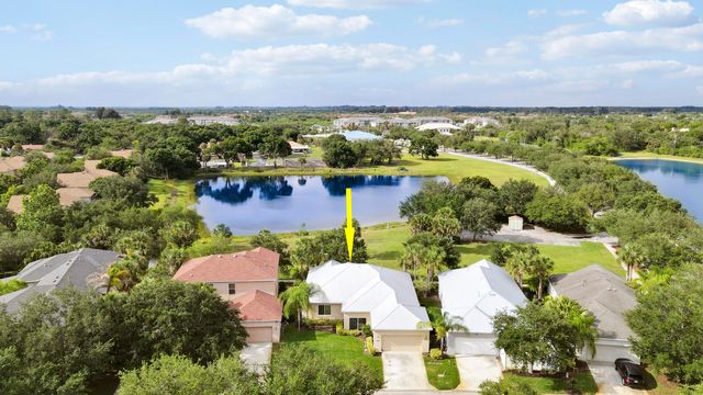 1845 Pointe West Way, Vero Beach, FL 32966