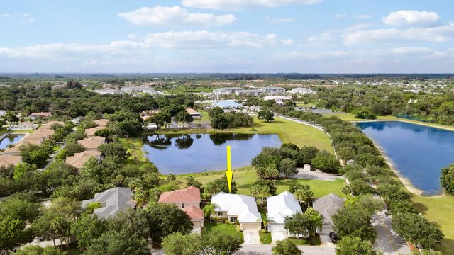 1845 Pointe West Way, Vero Beach, FL 32966