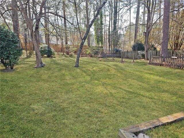 170 Rockspray Ridge, Peachtree City, GA 30269