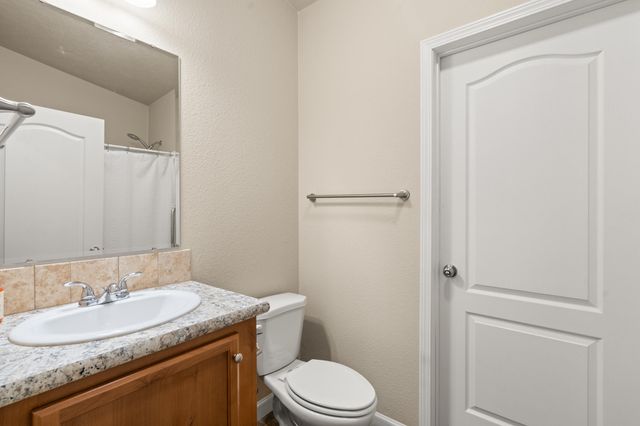 120 Siskiyou Drive, Grants Pass, OR 97526