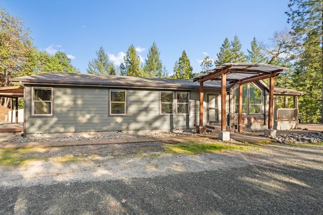 120 Siskiyou Drive, Grants Pass, OR 97526