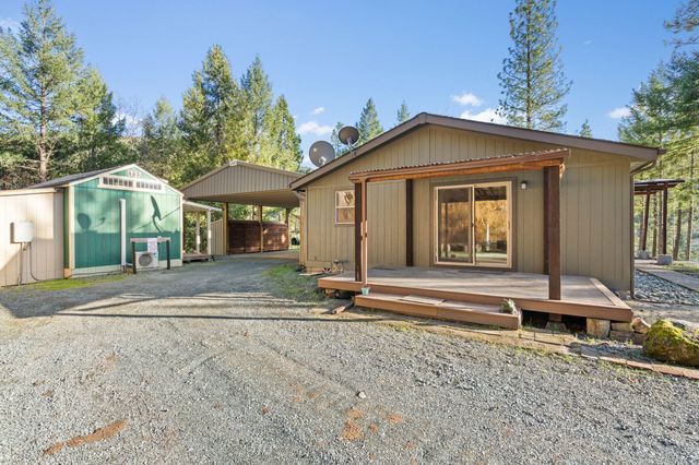 120 Siskiyou Drive, Grants Pass, OR 97526