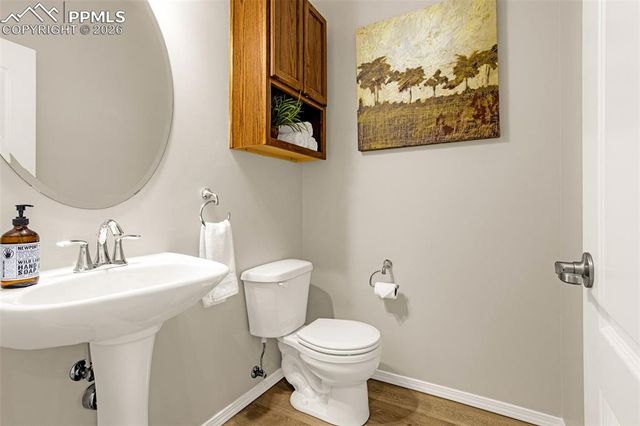 1381 Cresson Mine Drive, Colorado Springs, CO 80905