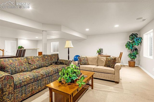 1381 Cresson Mine Drive, Colorado Springs, CO 80905