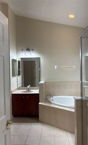 10864 CORY LAKE DRIVE, Tampa, FL 33647