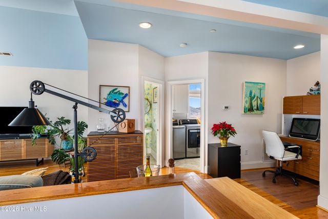 402 Carolina Beach Avenue S Unit 4, Carolina Beach, NC 28428