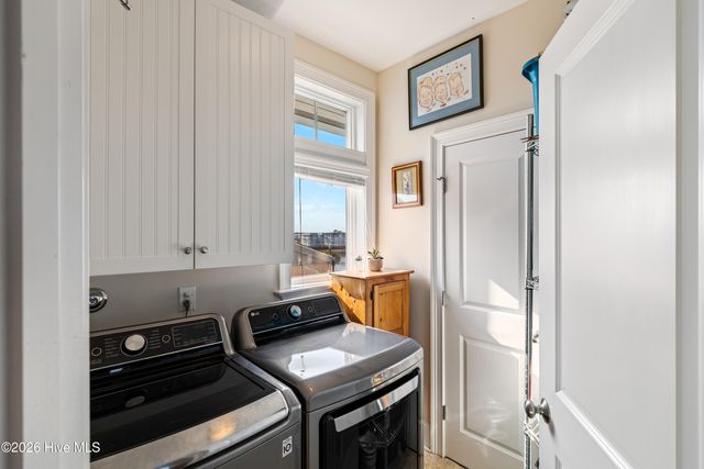 402 Carolina Beach Avenue S Unit 4, Carolina Beach, NC 28428