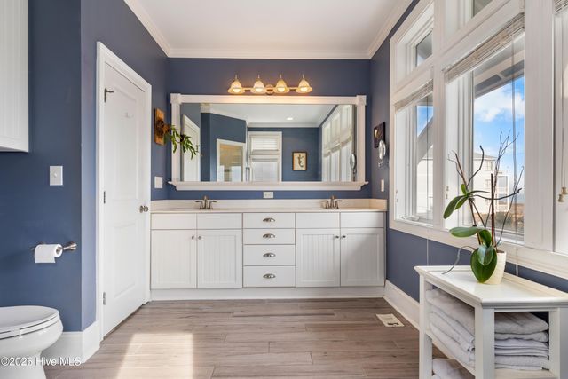 402 Carolina Beach Avenue S Unit 4, Carolina Beach, NC 28428