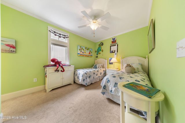 402 Carolina Beach Avenue S Unit 4, Carolina Beach, NC 28428