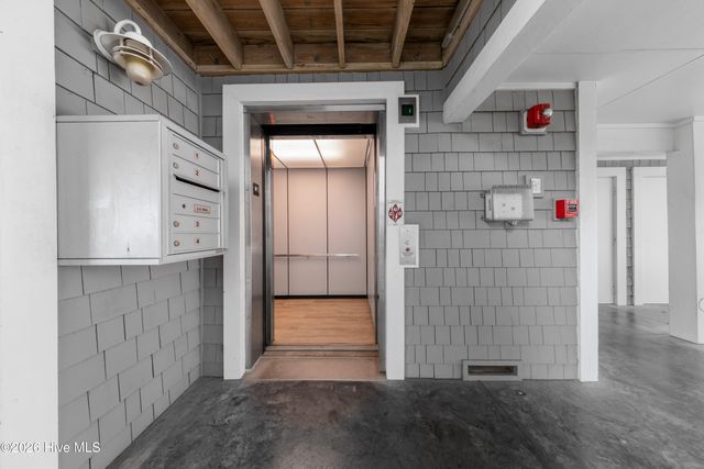 402 Carolina Beach Avenue S Unit 4, Carolina Beach, NC 28428