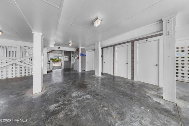 402 Carolina Beach Avenue S Unit 4, Carolina Beach, NC 28428