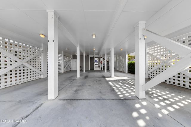 402 Carolina Beach Avenue S Unit 4, Carolina Beach, NC 28428