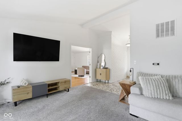 7720 Dean Road, Indianapolis, IN 46240