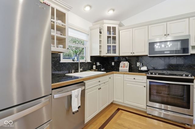 7720 Dean Road, Indianapolis, IN 46240