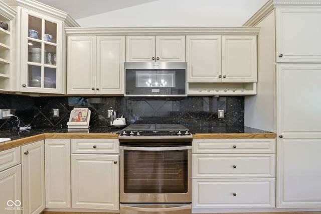 7720 Dean Road, Indianapolis, IN 46240