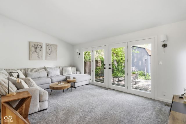 7720 Dean Road, Indianapolis, IN 46240