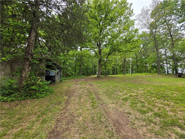 233 NC 2802, Marble Falls, AR 72648
