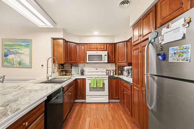 1415 4 Mile Road NE, Grand Rapids, MI 49525