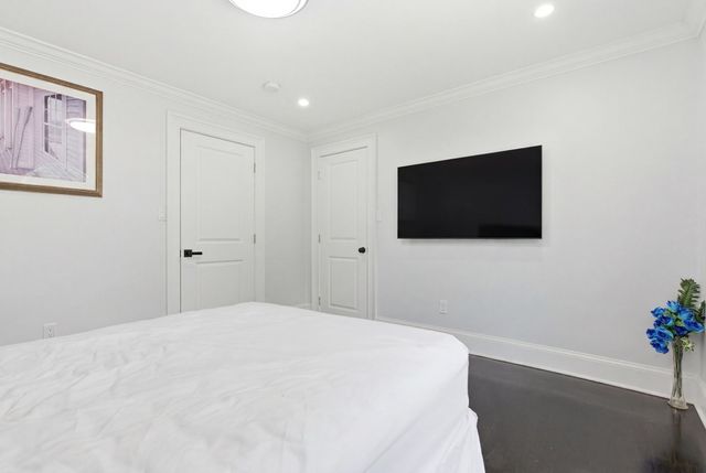 52 Ridgewood Rd, Milton, MA 02186