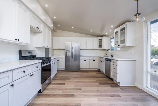 4597 Acoma Avenue, San Diego, CA 92117