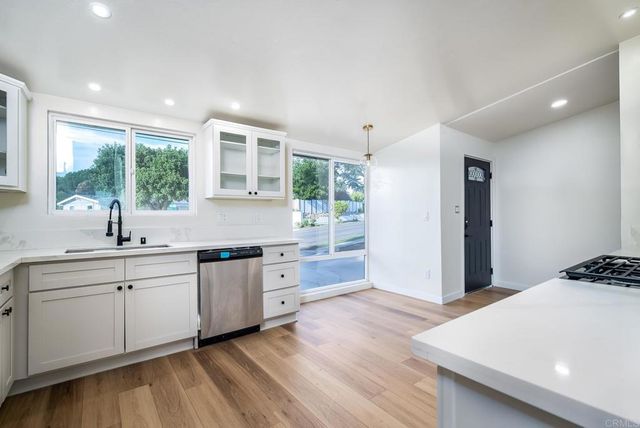 4597 Acoma Avenue, San Diego, CA 92117