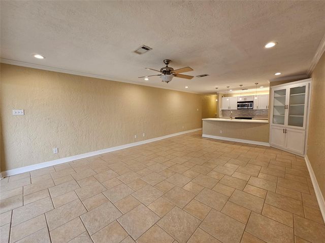 15575 Marina Drive 323A, Conroe, TX 77356