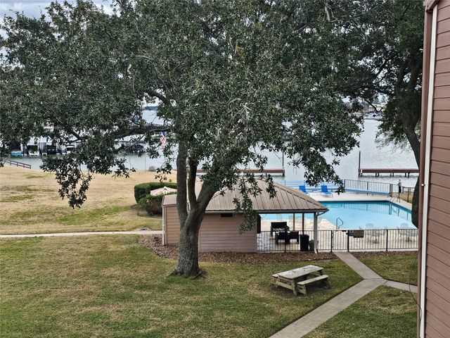 15575 Marina Drive 323A, Conroe, TX 77356