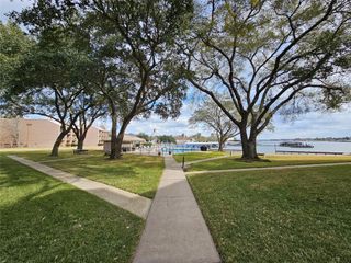 15575 Marina Drive 323A, Conroe, TX 77356