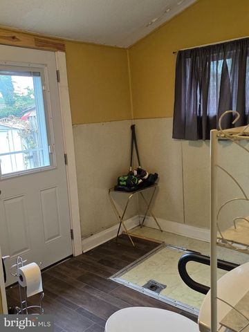 116 FIVE POINT AVE, Martinsburg, WV 25404