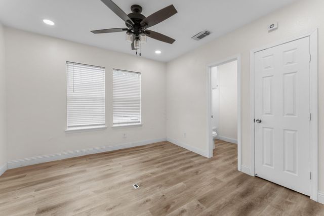 1435 N Durham Drive, Houston, TX 77008