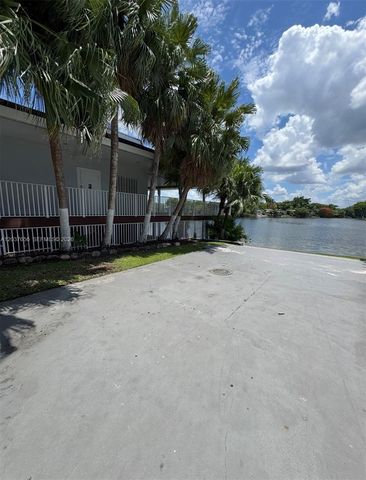 1133 SW 130th Avenue, Miami, FL 33184