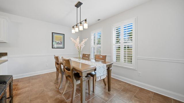 3726 Willow Lake Circle, Chattanooga, TN 37419