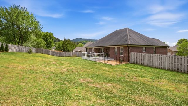 3726 Willow Lake Circle, Chattanooga, TN 37419