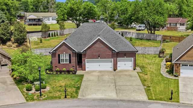 3726 Willow Lake Circle, Chattanooga, TN 37419