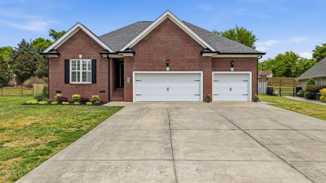 3726 Willow Lake Circle, Chattanooga, TN 37419