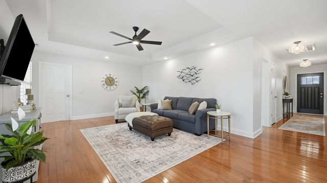 3726 Willow Lake Circle, Chattanooga, TN 37419