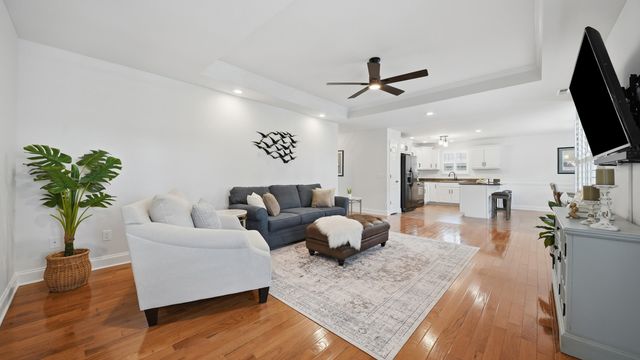 3726 Willow Lake Circle, Chattanooga, TN 37419