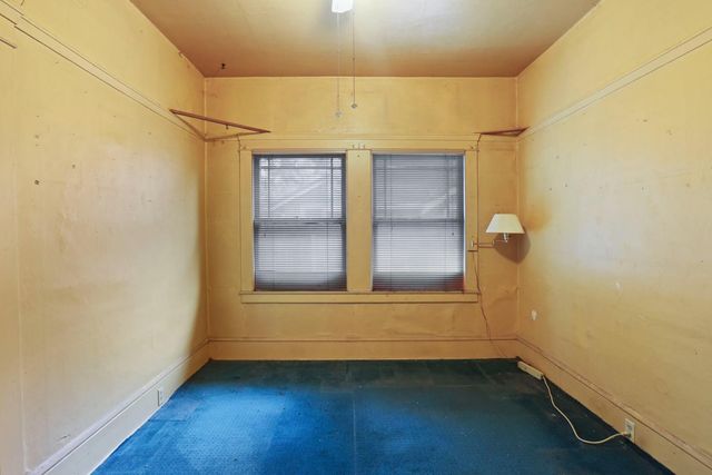 1050 W Elm St, Stockton, CA 95203