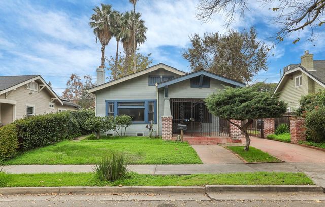 1050 W Elm St, Stockton, CA 95203