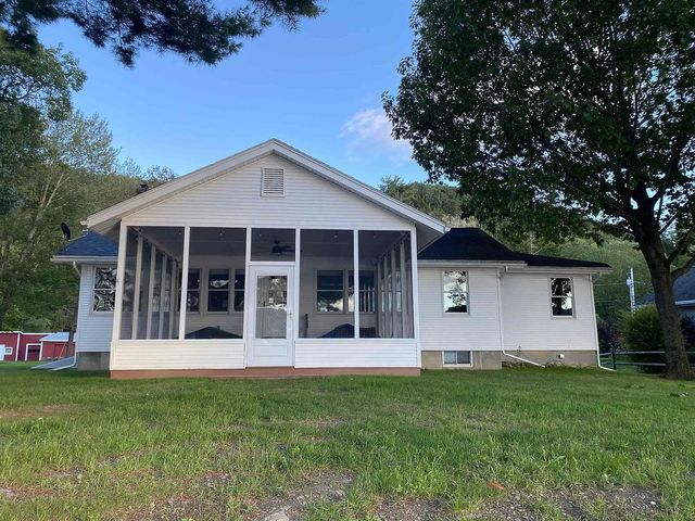 170 Cones Point Road, Poultney, VT 05765