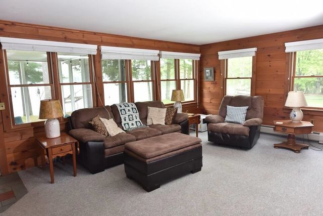 170 Cones Point Road, Poultney, VT 05765