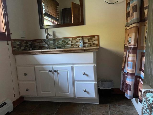 170 Cones Point Road, Poultney, VT 05765