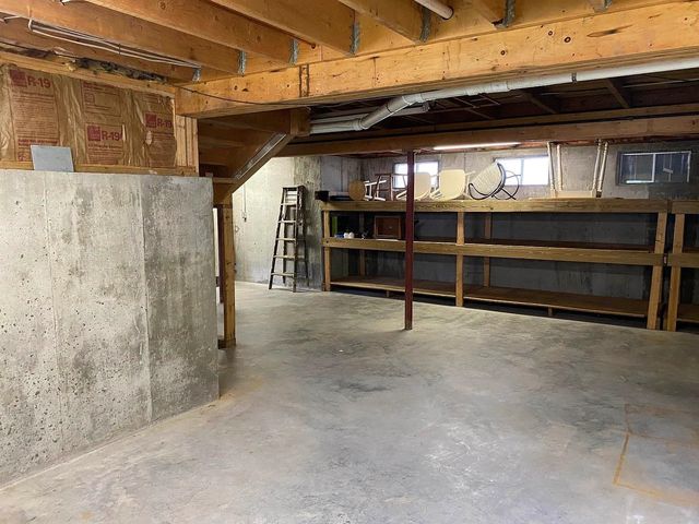 170 Cones Point Road, Poultney, VT 05765