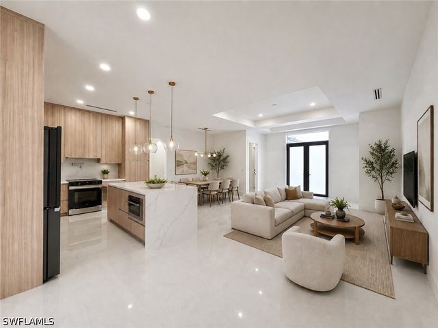 2514 56th AVE NE, Naples, FL 34120