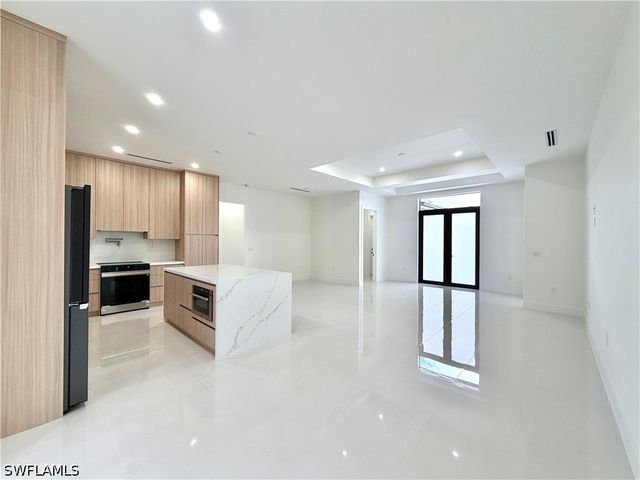 2514 56th AVE NE, Naples, FL 34120