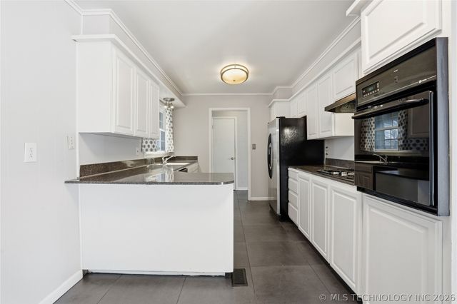 4438 E 58th Place, Tulsa, OK 74135