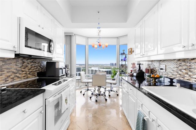 21055 Yacht Club Dr 2704, Aventura, FL 33180