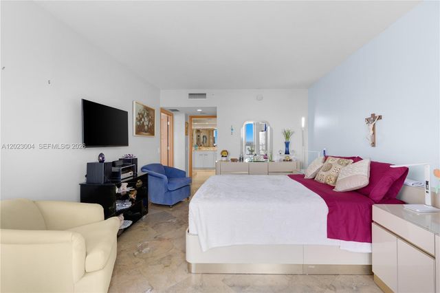 21055 Yacht Club Dr 2704, Aventura, FL 33180
