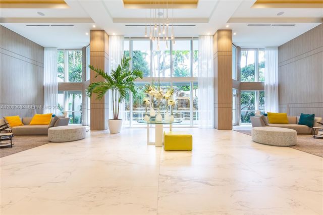 21055 Yacht Club Dr 2704, Aventura, FL 33180